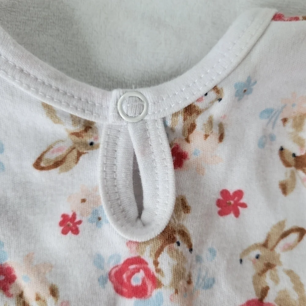 Kyle & Deena bunny print white,pink & Blue ruffle onesie/romper w/ headband 3-6m